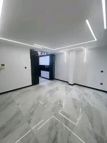 ۵۵ متر / تاپ لوکیشن/نورپردازی/پارکینگ سندی